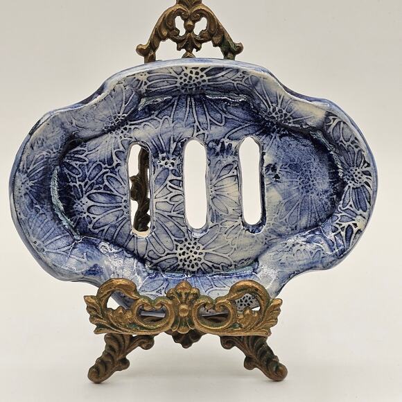 Artist Signed Blue Floral Impressed Pottery Soap Dish Nature-inspired Soap Rest - Picture 1 of 6